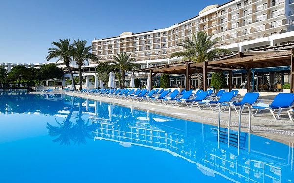 AMILIA MARE BEACH RESORT