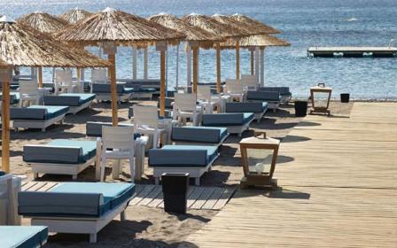 AMMADES BEACH BAR